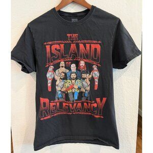 WWE Authentic “The Island of Relevancy” graphic short sleeve t-shirt in size Sma